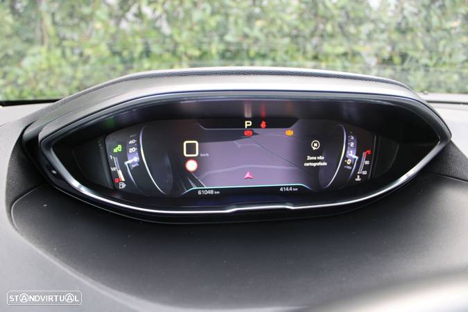 Peugeot 5008 1.5 BlueHDi Allure EAT8 - 20