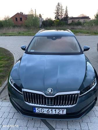 Skoda Superb 2.0 TDI SCR Ambition - 4