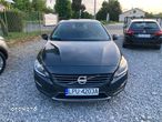 Volvo V60 D2 Base - 2