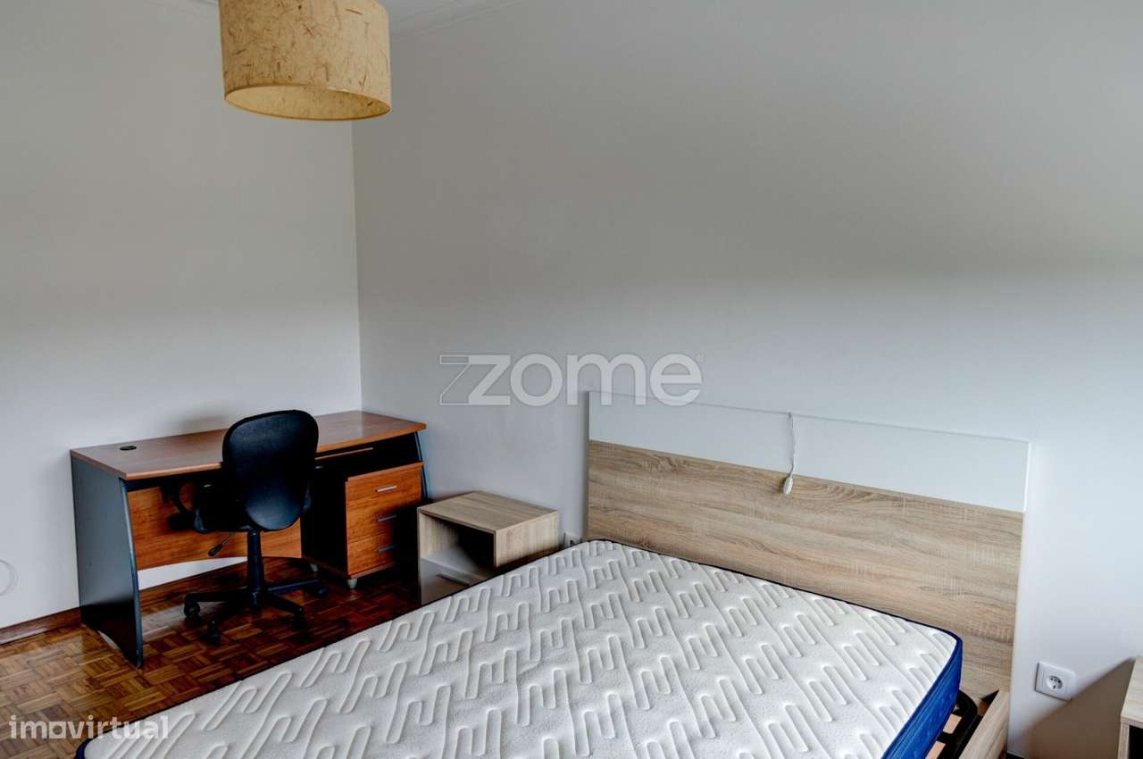 Apartamento T1 Renovado em Mesão Frio-14