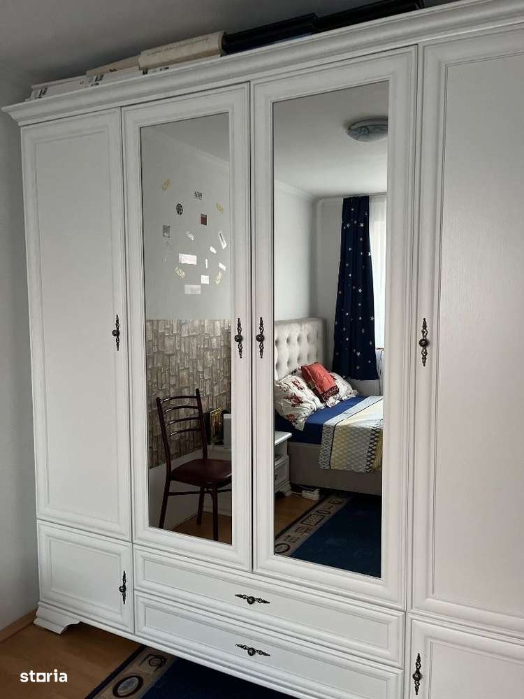 Vând apartament cu 3 camere, și garaj - Imagine principală: 5/13