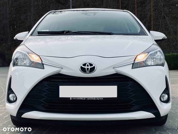 Toyota Yaris 1.5 Premium - 4