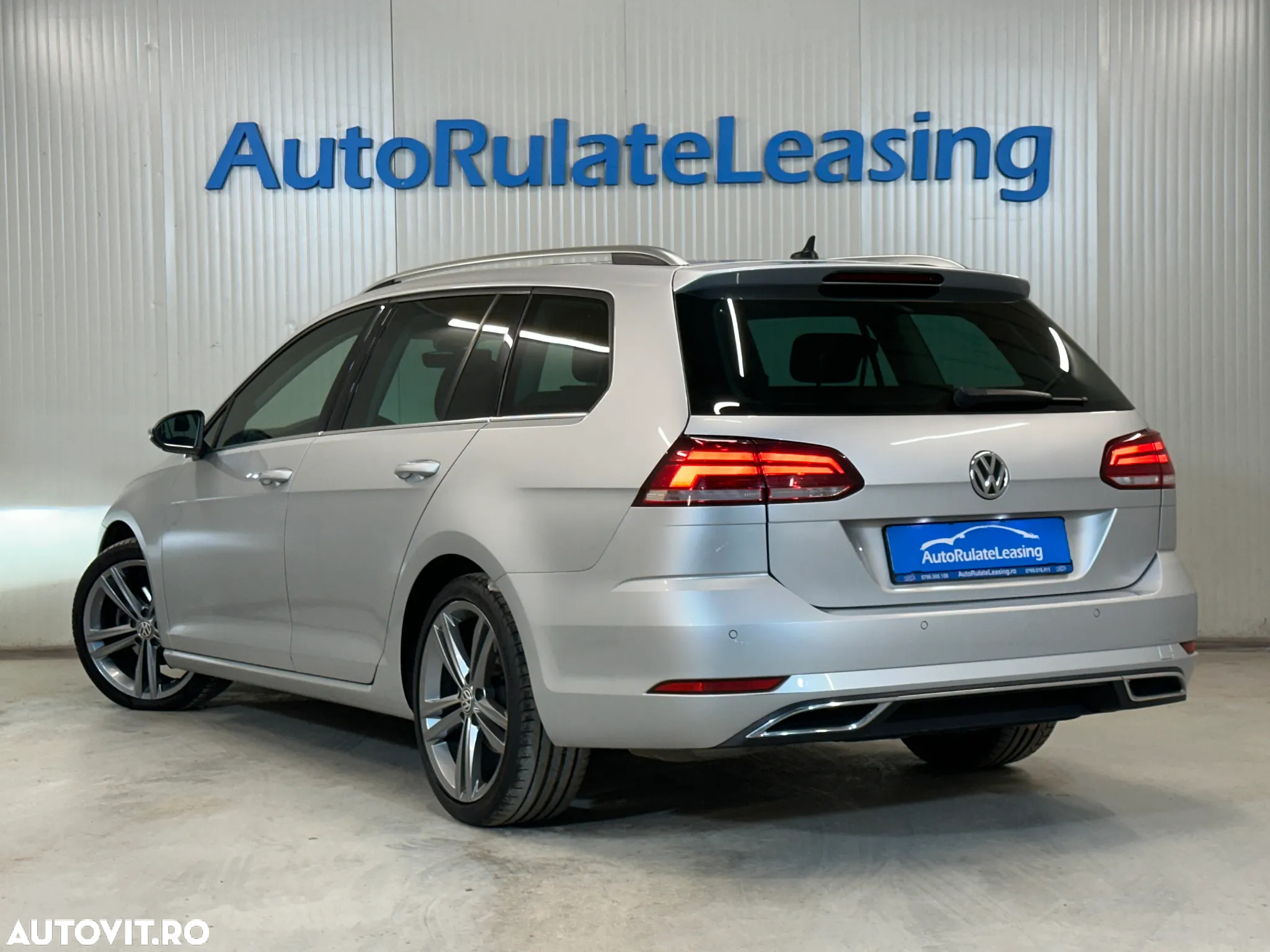 Volkswagen Golf 2.0 TDI DSG Highline - 4