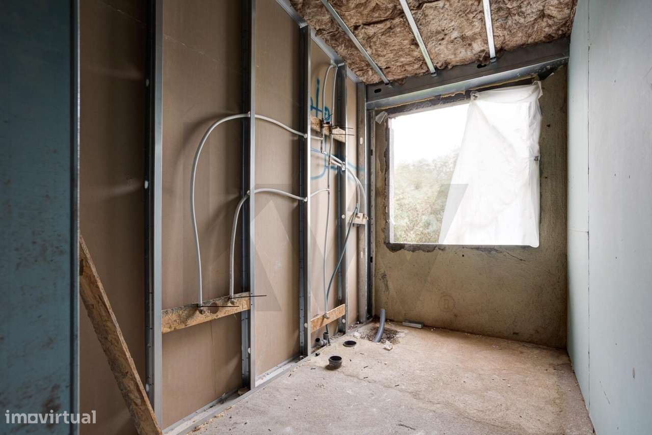 Apartamento T1 no centro de Camarate - Totalmente remodelado - Grande imagem: 4/8