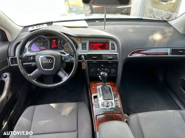 Audi A6 2.7 TDI DPF Multitronic Avant - 5