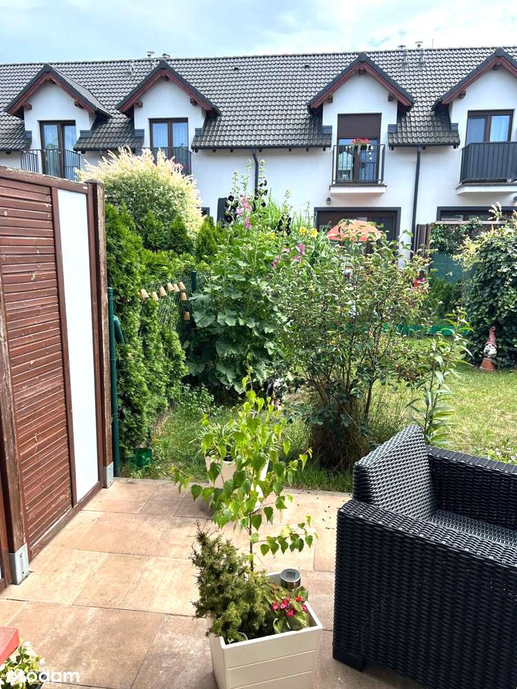 Błażejewo, Do Zamieszkania, Ogród-3