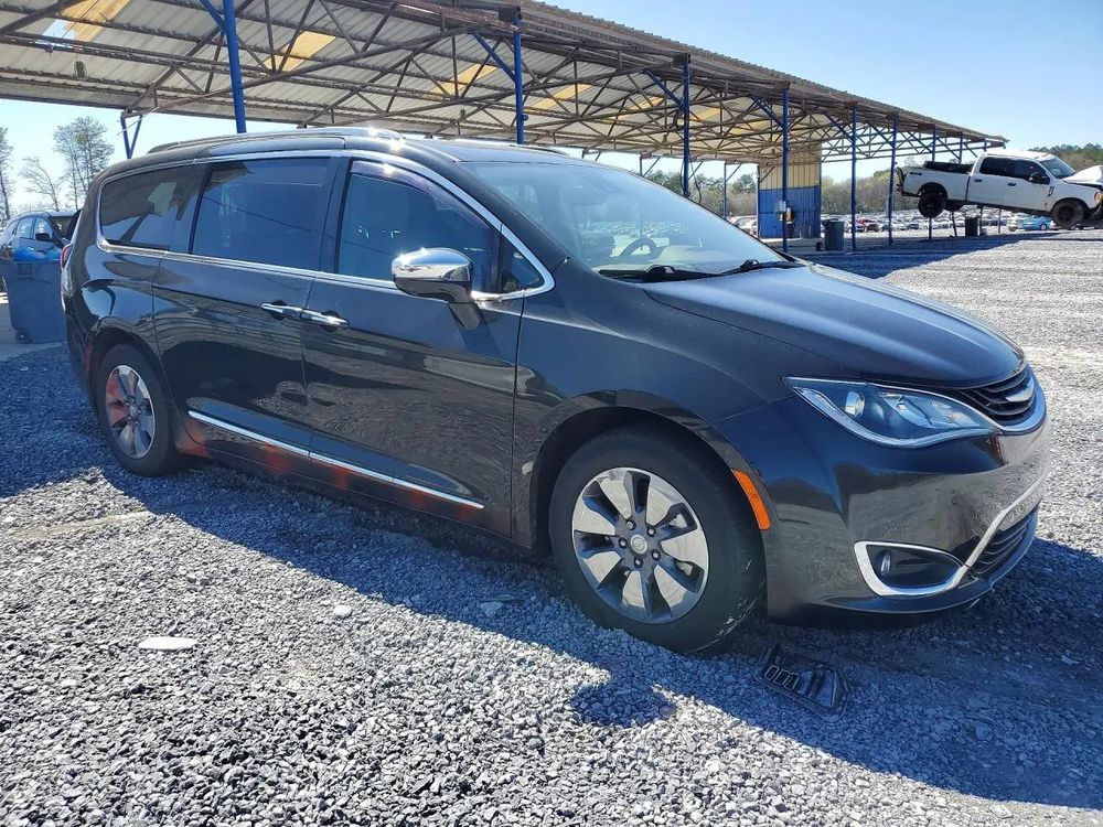 Chrysler Pacifica 2019