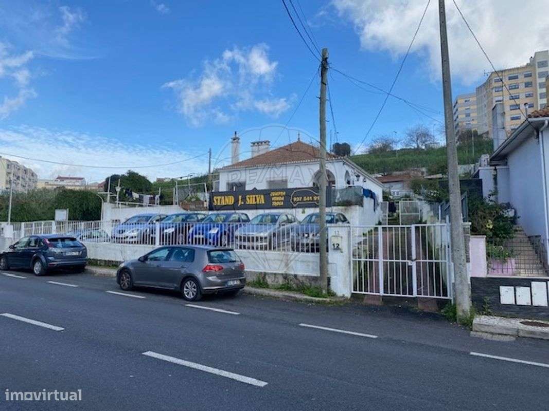 Moradia T6 para venda - Grande imagem: 2/14