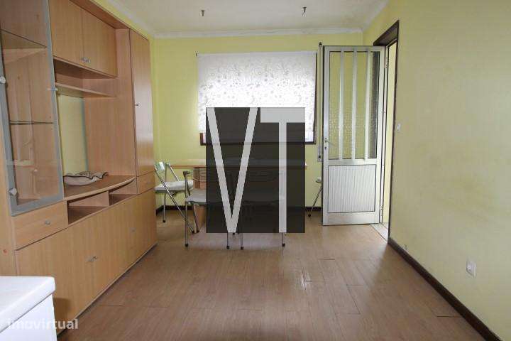 T1 R, Costa Cabral- Pingo Doce/ Igreja da Areosa - Grande imagem: 5/13