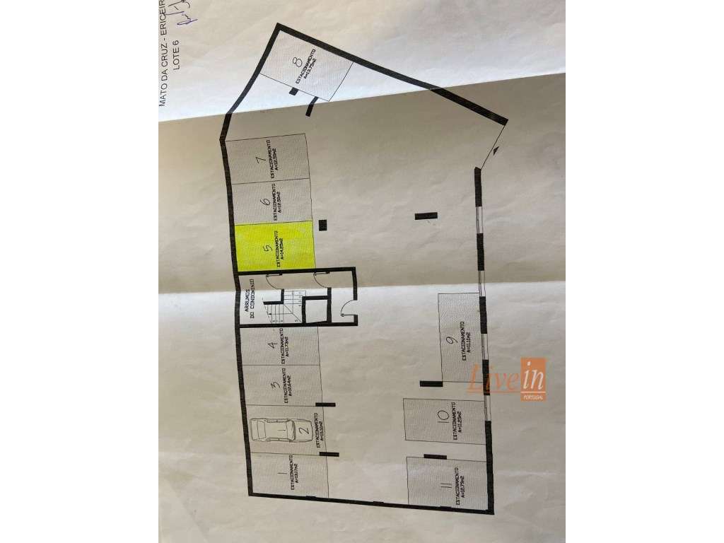 Apartamento T1 Renovado na Ericeira-11