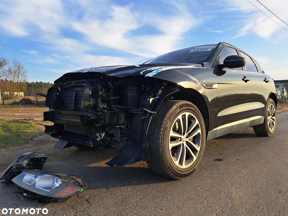 Jaguar F-Pace 2017