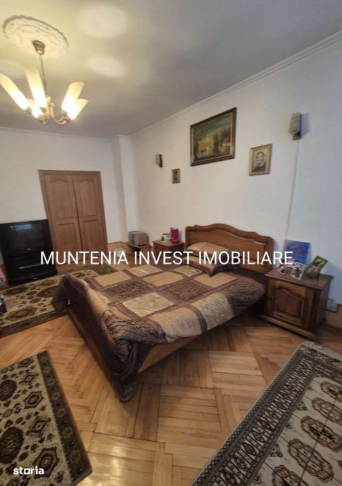 Casa D+P+I+M, teren 350 mp. Exercitiu - Imagine principală: 4/16