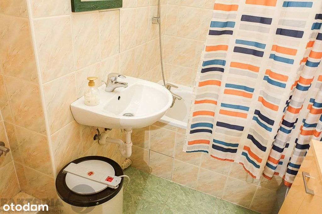 Pomorzany 2 pokoje 49,95 m2, III p. 2002 r. balkon-12