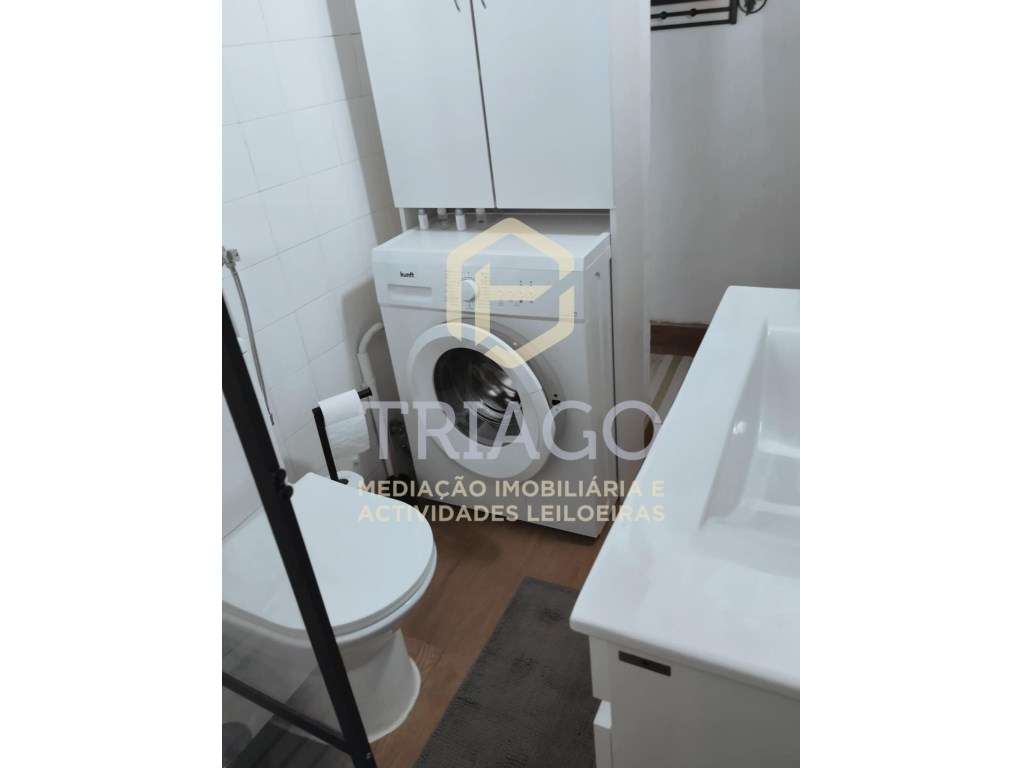 Moradia T2 com Logradouro no Centro da Vila de Barrancos-10