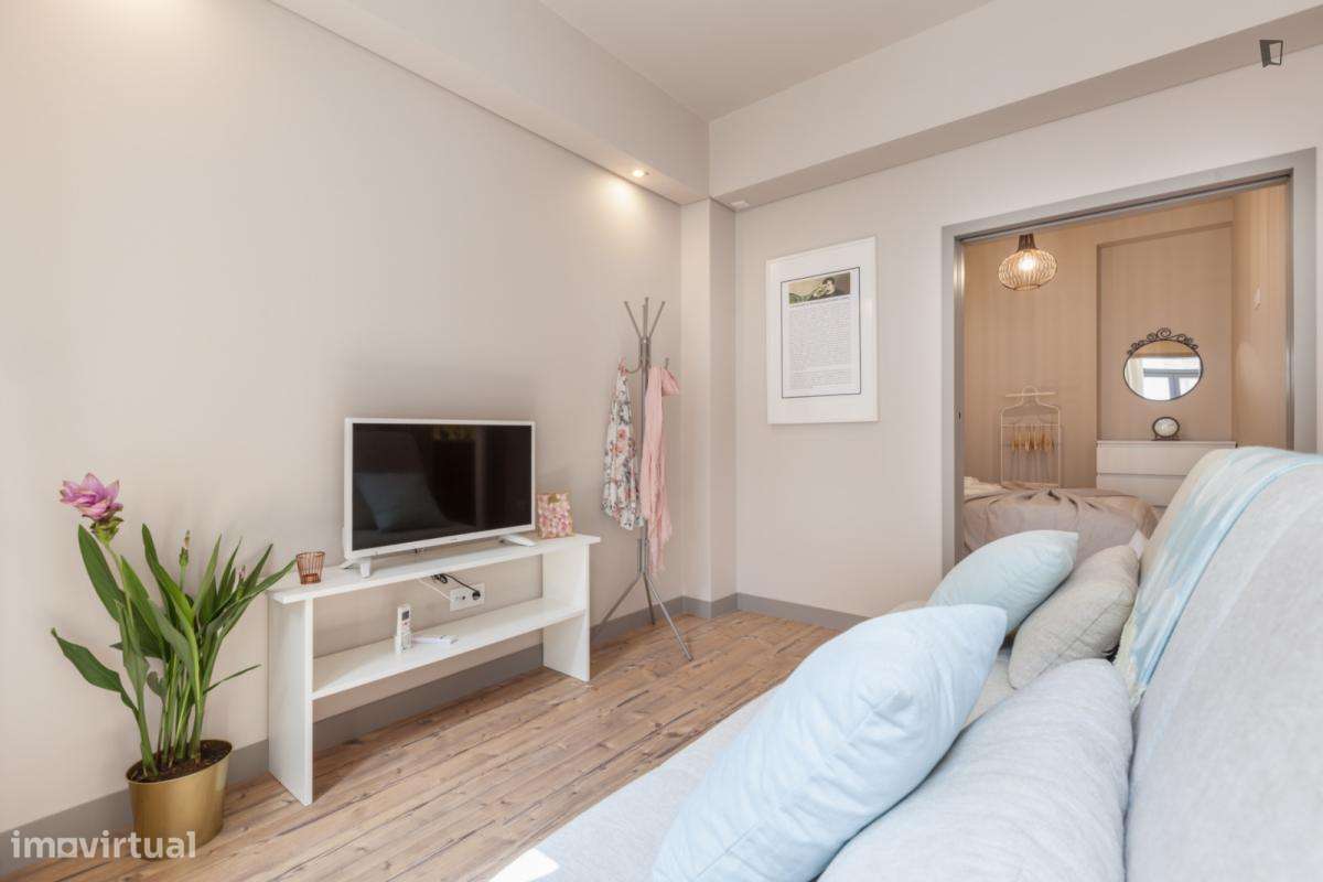 Apartamento com 1 quartos - localizado em Santo Ildefonso Porto - Grande imagem: 4/7