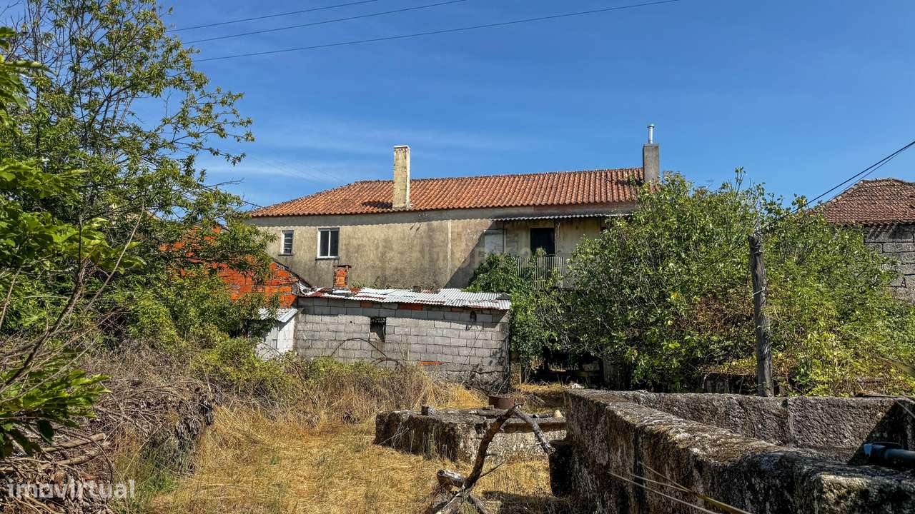 Casa para Recuperar em Sátão - Oportunidade Única-12