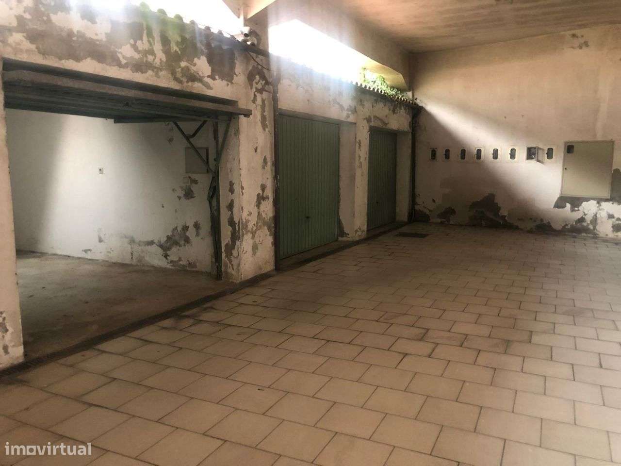 Excelente T3 centro da Régua com 2  terraços e box-25