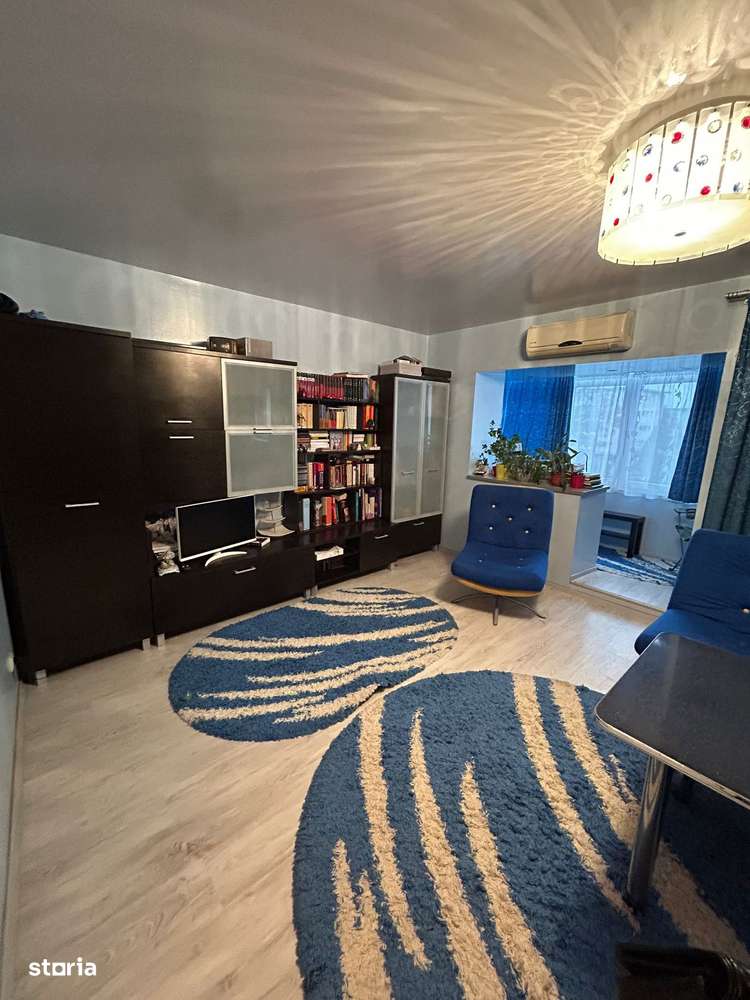 De vanzare 4 camere,2 bai,2 balcoane,zona centrala,mobilat și utilat - Imagine principală: 2/14