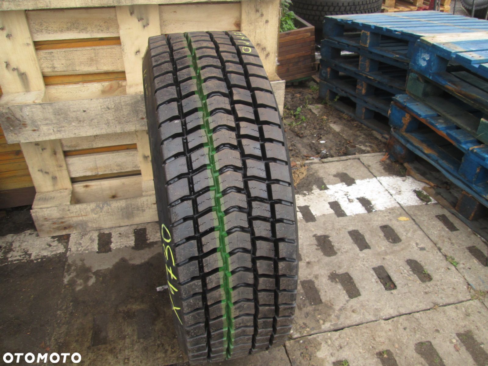 Opona ciężarowa 295/60R22.5 Bieżnikowana WZÓR GOODYEAR - 1