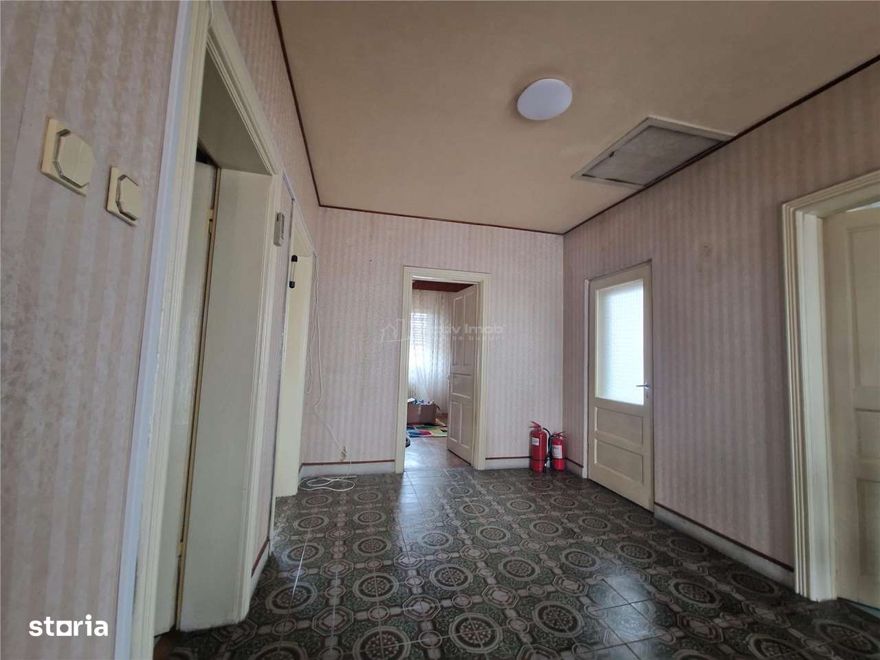 Casa P+2E, pretabila - clinica,birouri,locuinta - zona Obedeanu - Imagine principală: 5/9