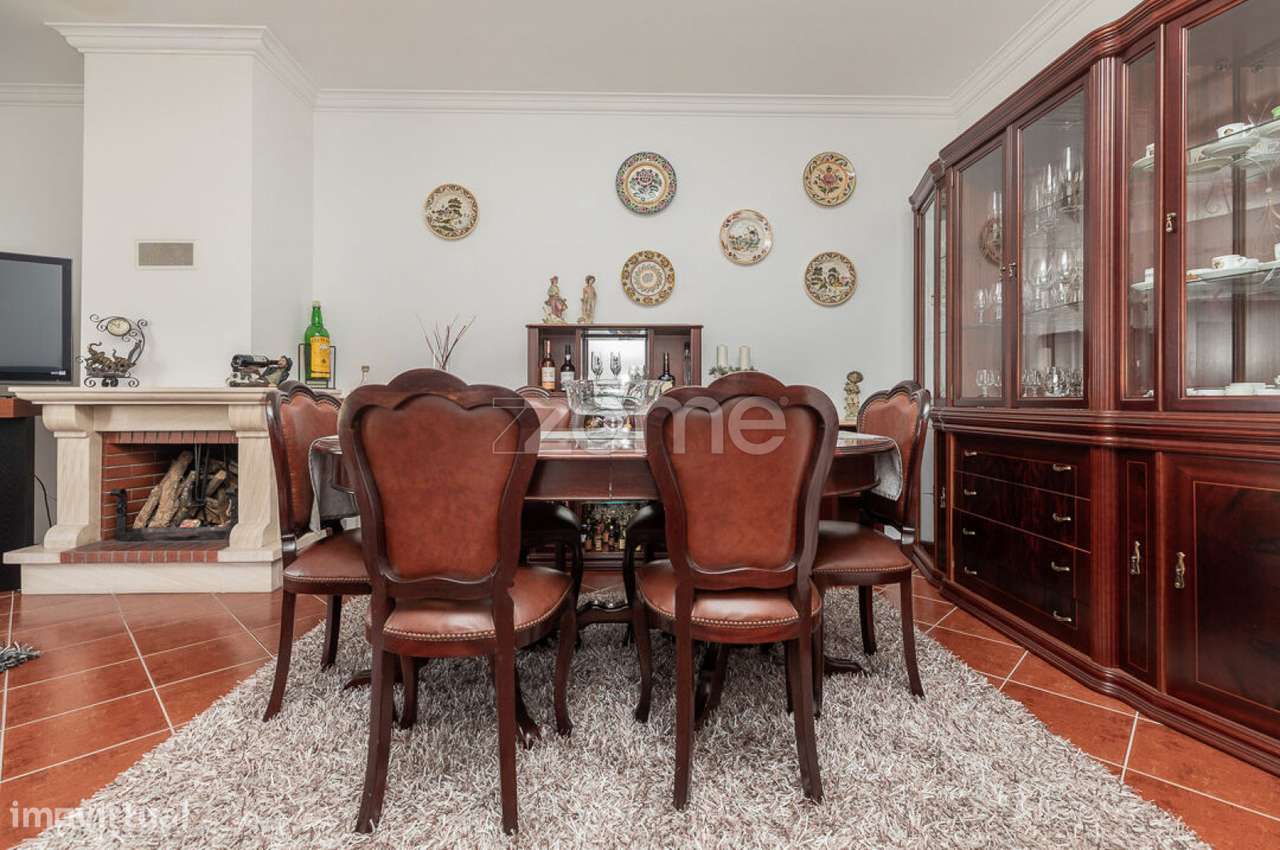 Apartamento T3+2 com Garagem| Cernache, Casconha-5
