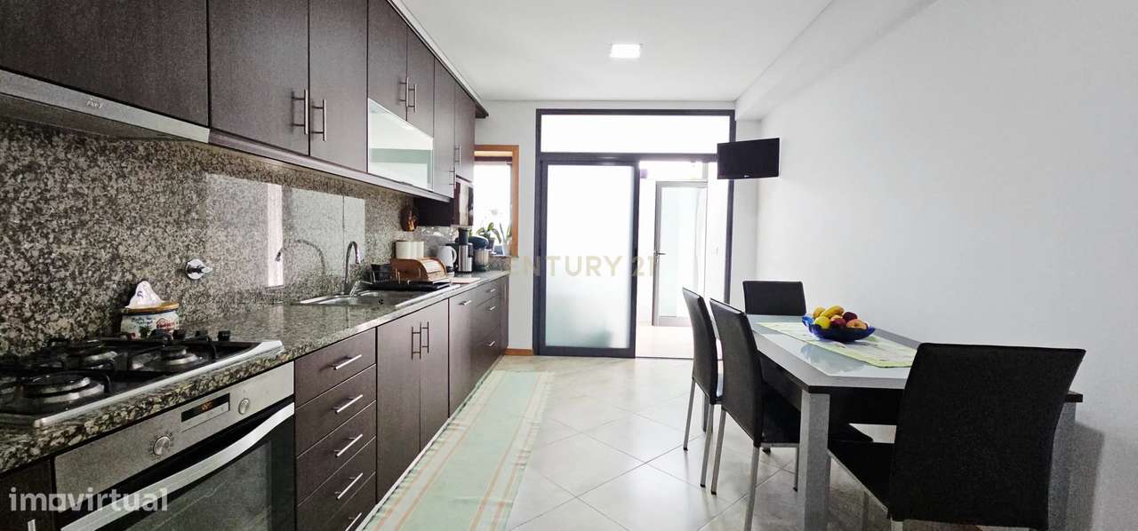 Andar Moradia  T3 em Barqueiros, como Novo-13