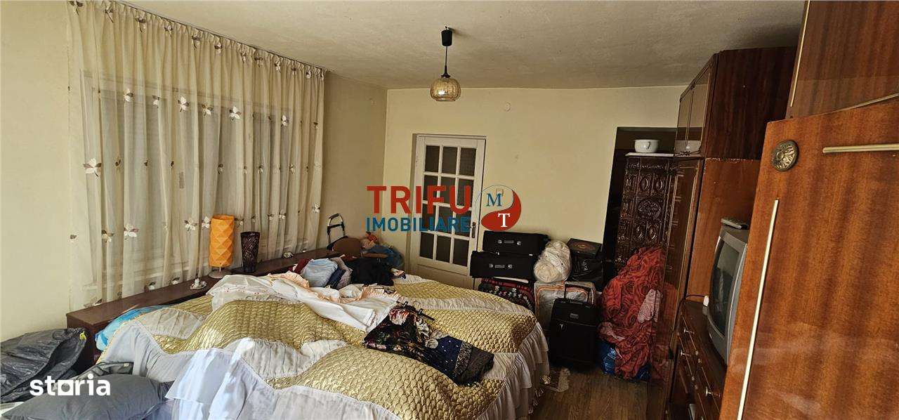 Casă de Vânzare în Berghin 1253mp teren - Imagine principală: 5/13