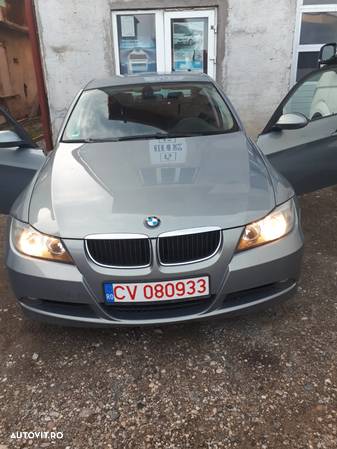 BMW Seria 3 320d - 15