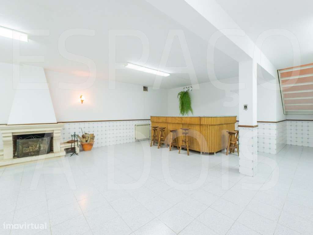 Moradia em Condomínio Privado com Piscina e Jardim | Luz Natural, P...-48