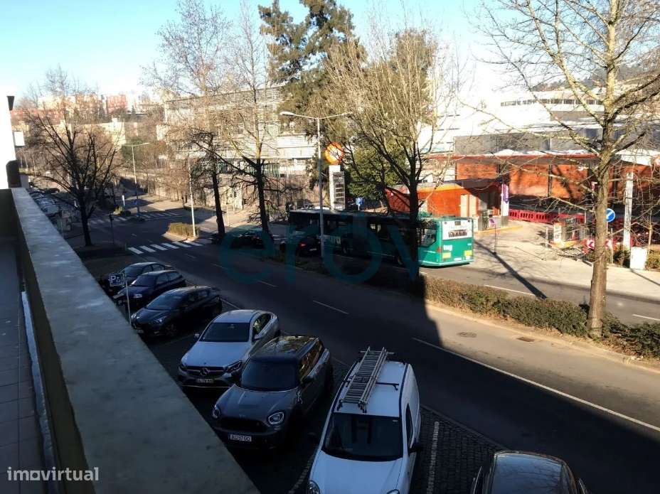 Escritório  Arrendamento em Oliveira, São Paio e São Sebastião,Guimarã - Grande imagem: 2/4