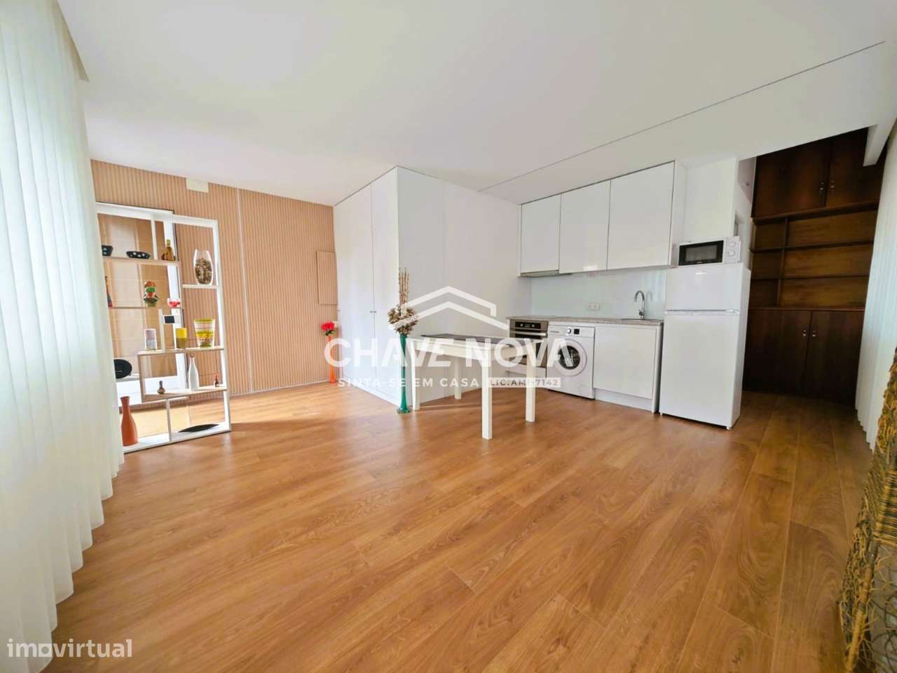 T0 com terraço remodelado Pedroso, Vila Nova de Gaia GRJ/00173/CO - Grande imagem: 4/9