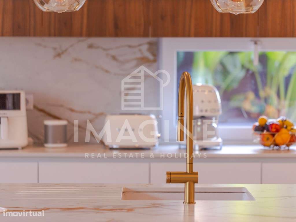 Moradia V2, de Arquitetura Moderna com Piscina e jardim - Urbanizaç...-16