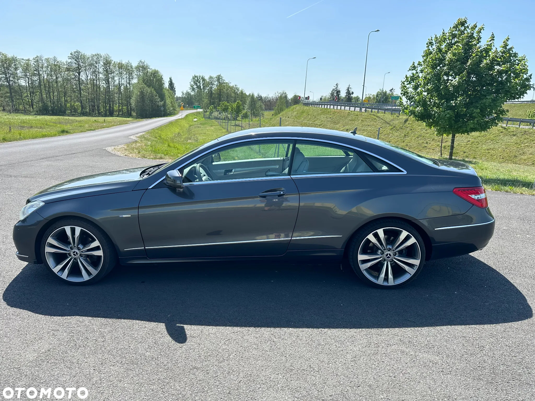 Mercedes-Benz Klasa E 220 (BlueTEC) d Coupe - 4