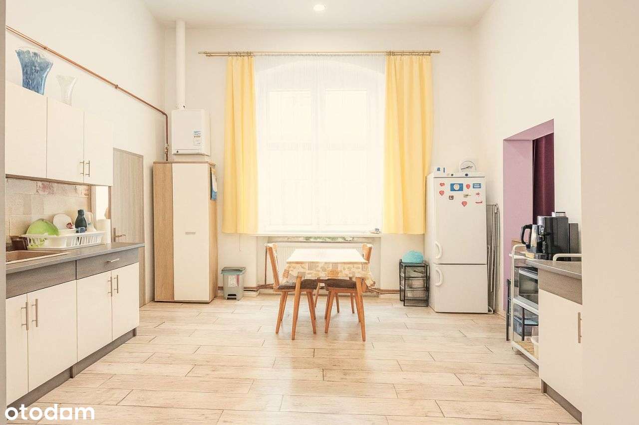 Śródmieście - 2 pokoje z parkingiem-2