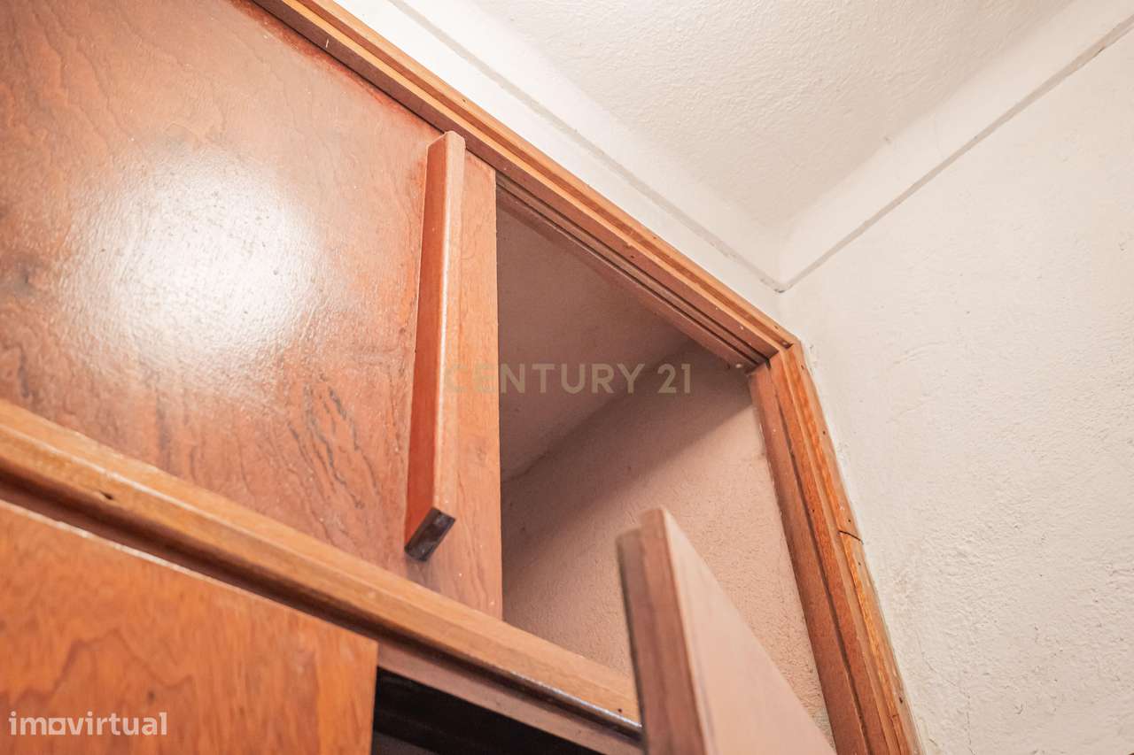 Moradia T3 com Quintal Amplo, Garagem e Anexo – Zona Tranquila da Moit-25