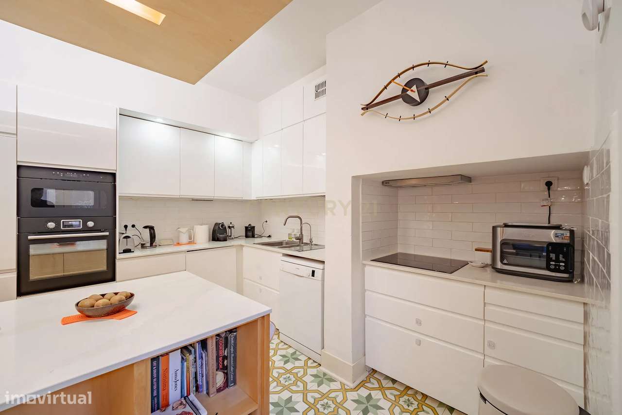 Elegante Apartamento T3 Renovado no Centro Histórico de Lisboa – Rua d-8