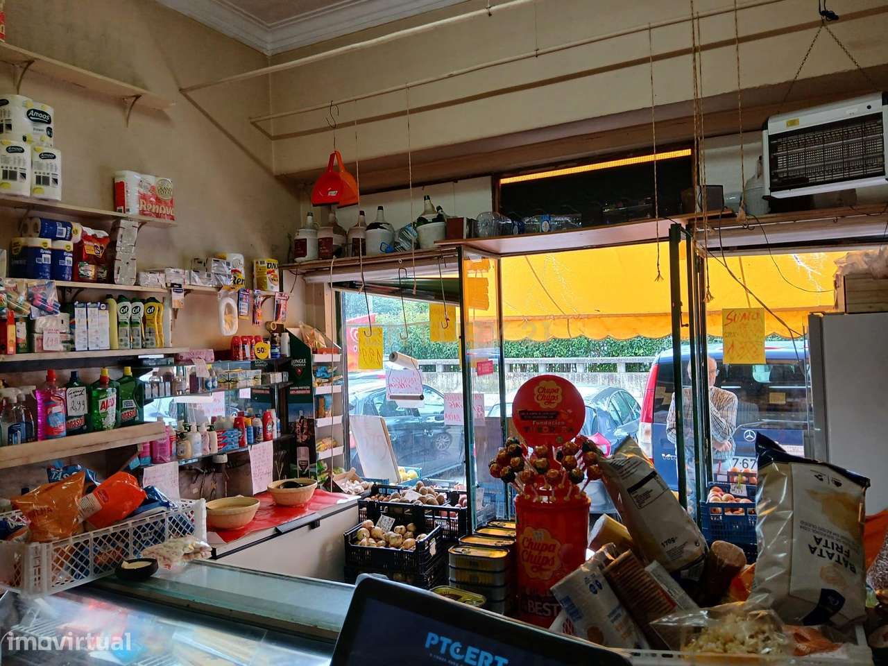 TRESPASSE FRUTARIA - MINI MERCADO EM ALVALADE - Grande imagem: 5/11