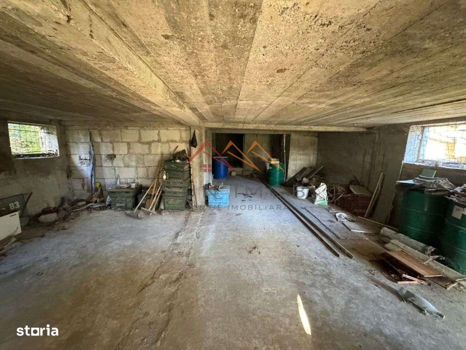 Vila S+P+E, priveliste deosebita, 6 camere, garaj, terasa, Cornu, PH-12