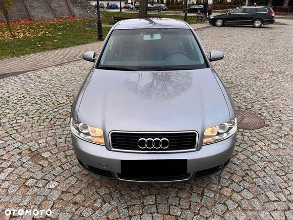 Audi A4 2.4 Multitronic - 26