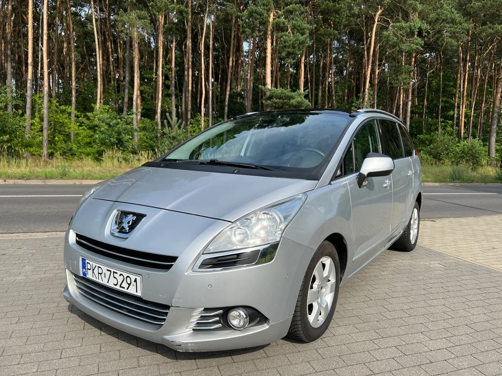 Peugeot 5008 I (2009-2017) 2012