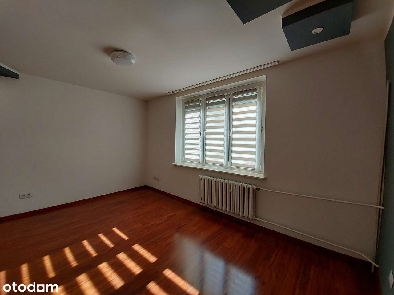 Jabłoniowa k. SCC M2 24m niski blok parking-6