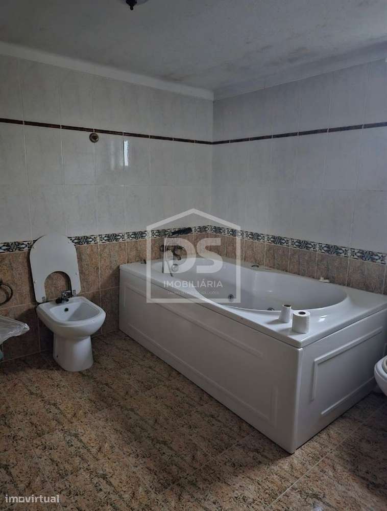 Moradia T4 Venda em Maceira,Leiria - Grande imagem: 2/10