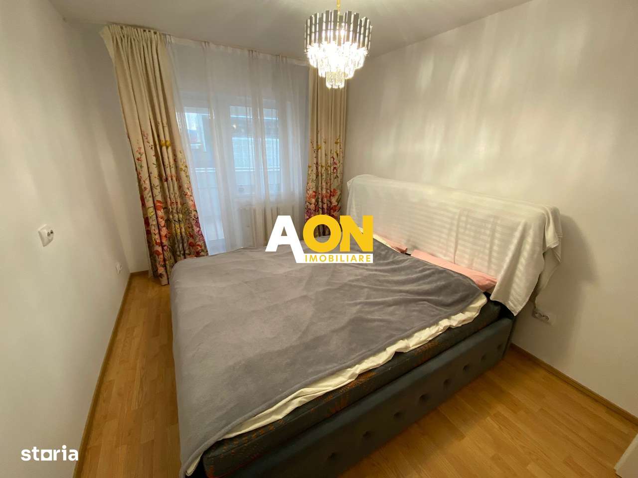 Apartament 3 camere, 2 balcoane,  Scara Interioara,  Ultracentral - Imagine principală: 2/15