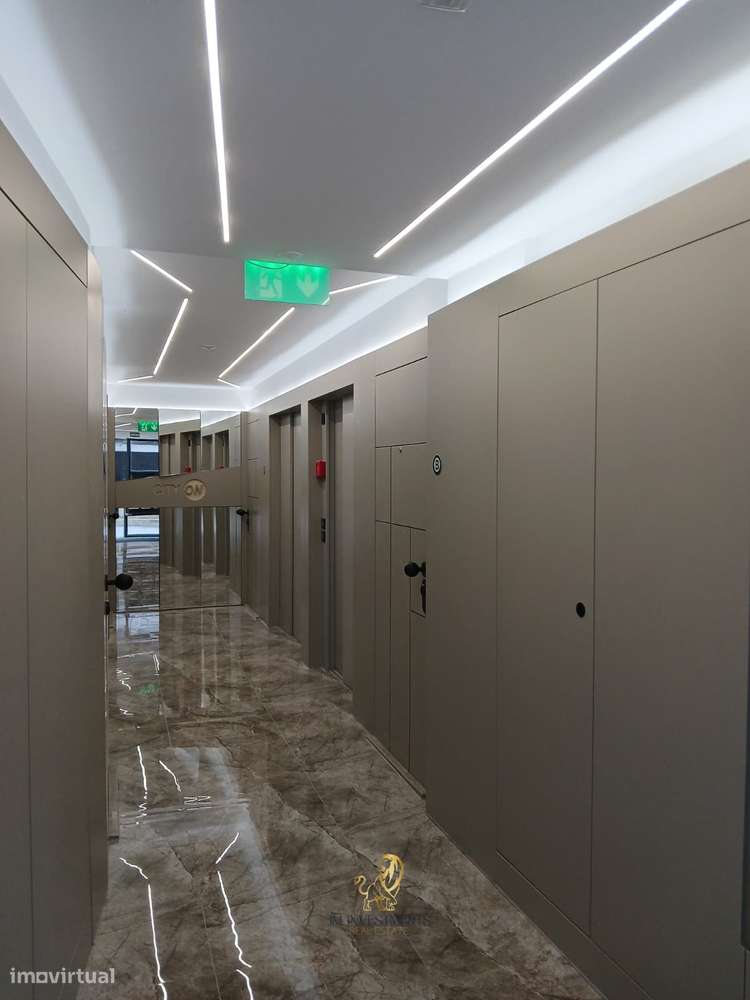 Apartamento Duplex T0 Novo-4