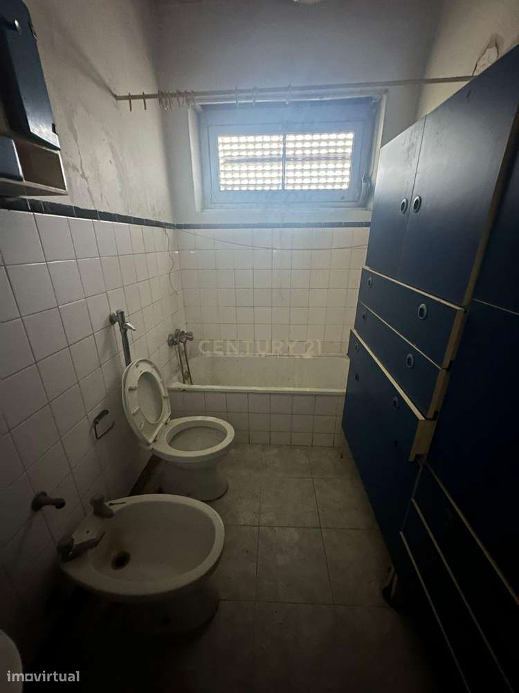 Apartamento T2 no Montijo – Oportunidade para Remodelação Total - Grande imagem: 5/5