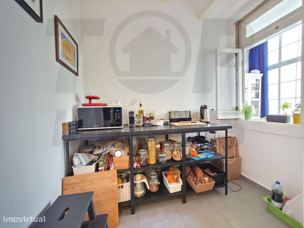 Apartamento T3 + 1 Remodelado 129-m2 - Bairro das Colónias - 740.000€-15