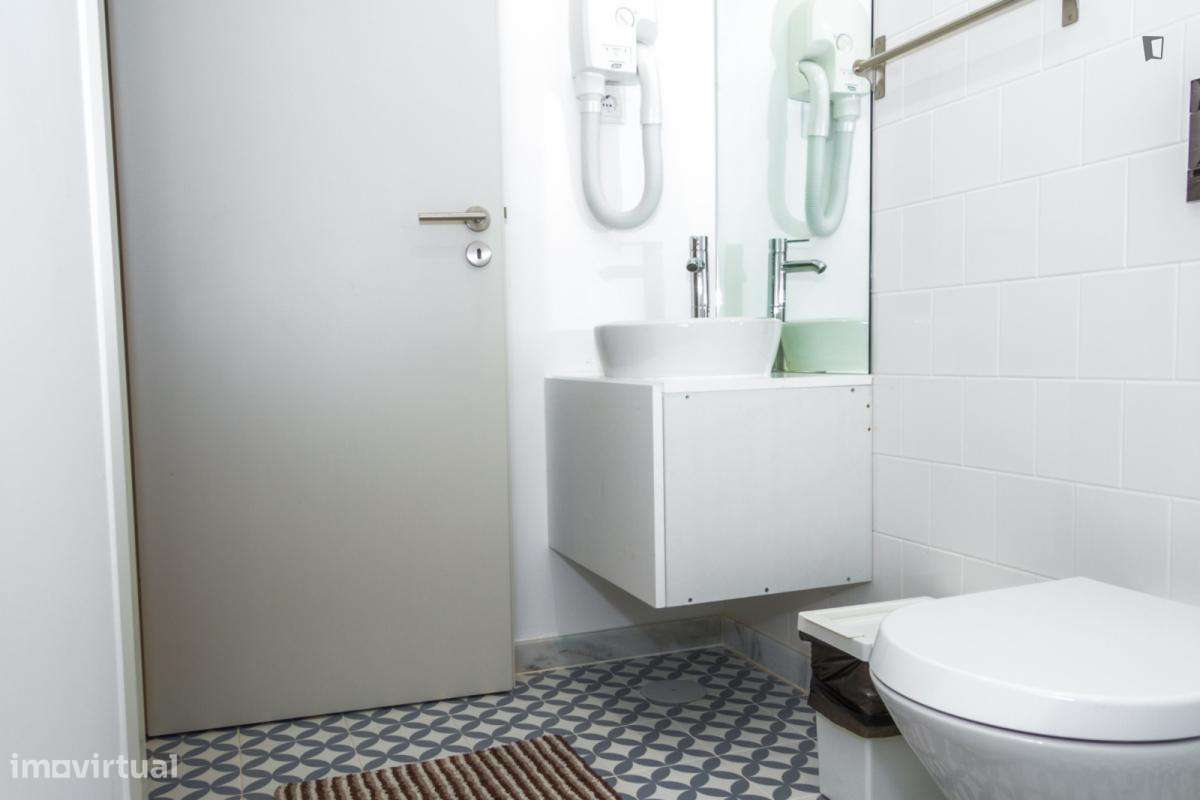 Apartamento com 3 quartos - localizado em Santo Ildefonso Porto - Grande imagem: 2/27