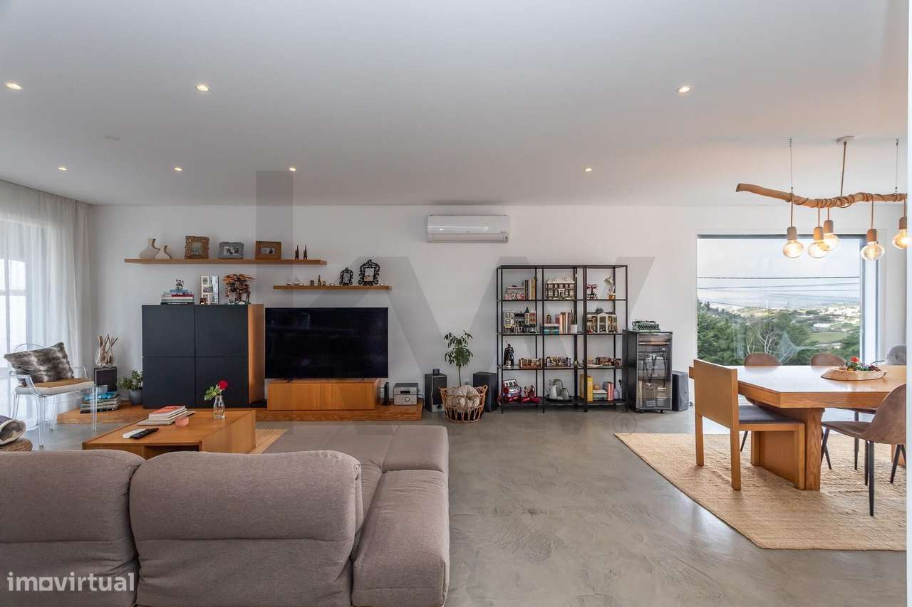 Moradia T3 de 2020 | lote de 925m2  com piscina | Milharado - Grande imagem: 4/59