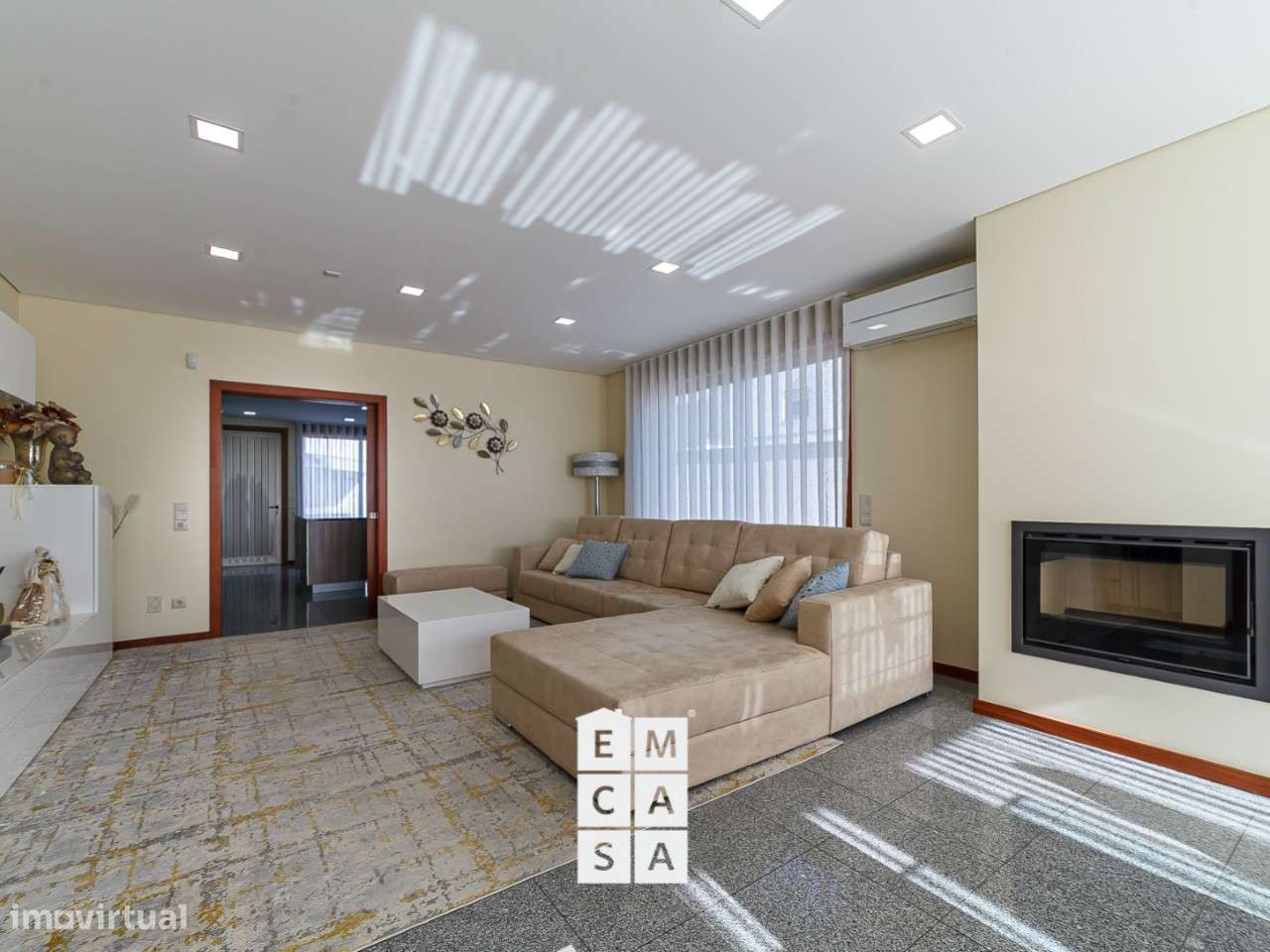 Moradia Geminada T4 Venda em Santa Maria da Feira, Travanca, Sanfins e - Grande imagem: 5/55