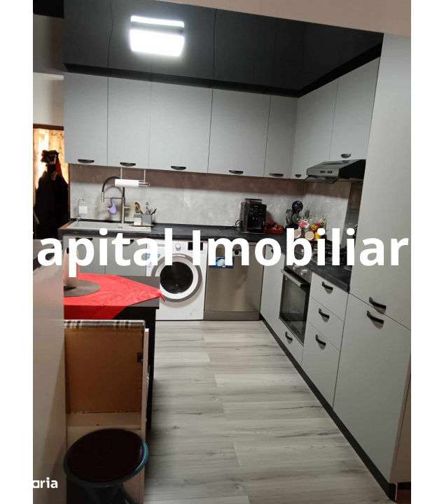 Comision 0 Casa de vanzare 4 camere pe Str. Miron Costin - Imagine principală: 5/8